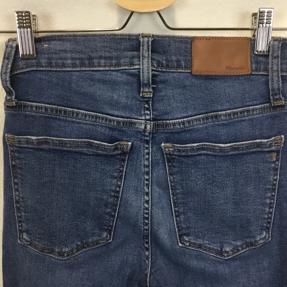 Madewell 10" High-Rise Skinny Jeans Mackey Wash Button Front Edition - Picture 4 of 16